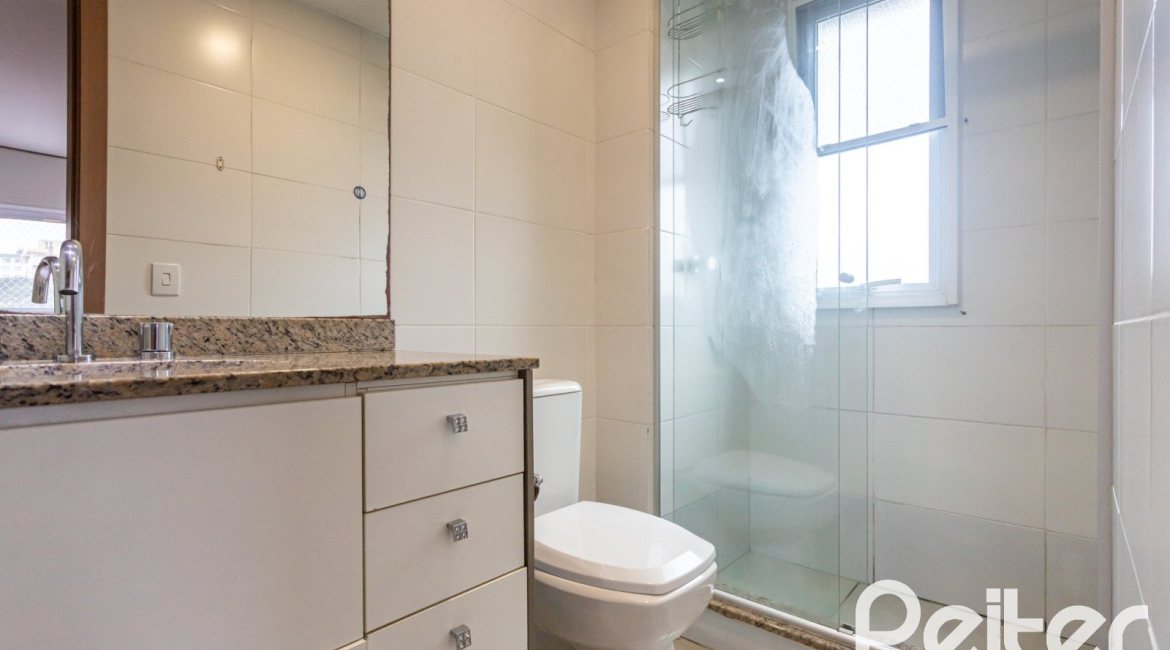 Apartamento à venda com 74m², 3 dormitórios, 1 suíte, 1 vaga, no bairro Tristeza em PORTO ALEGRE