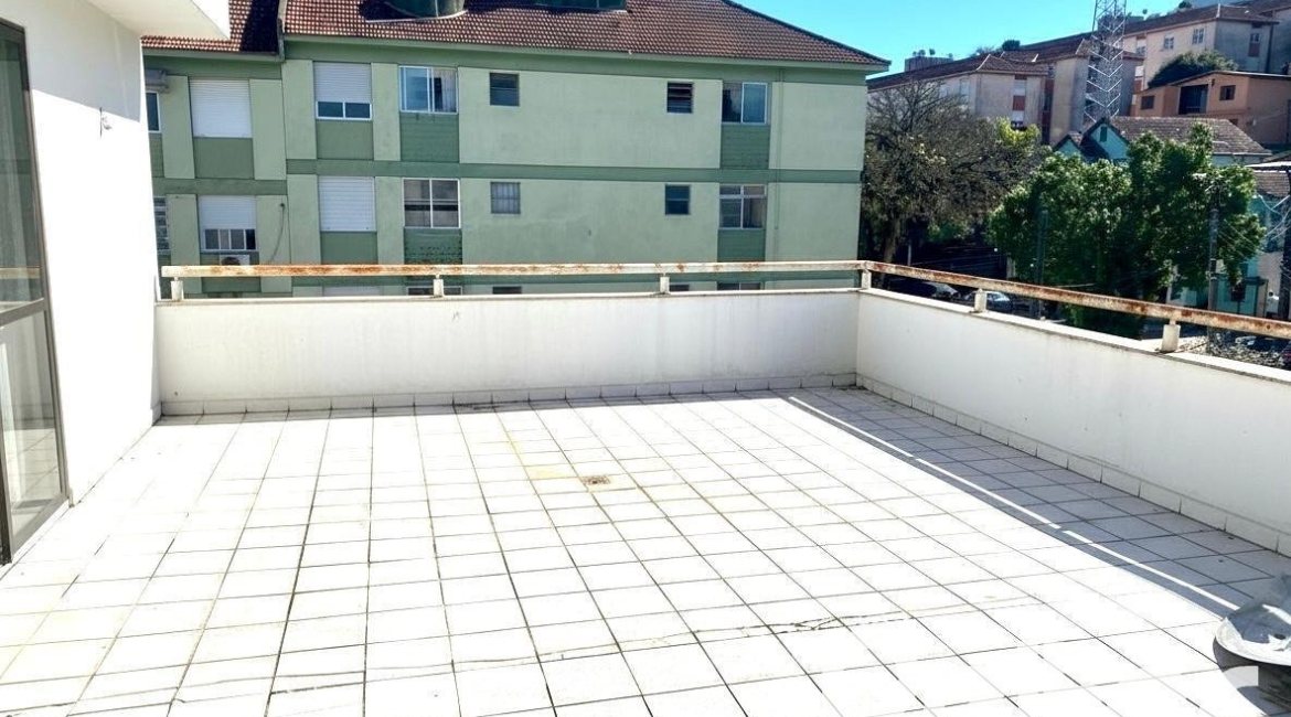 Comercial à venda com 928m², no bairro Cristal em Porto Alegre