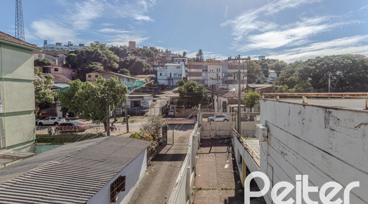 Comercial à venda com 928m², no bairro Cristal em Porto Alegre