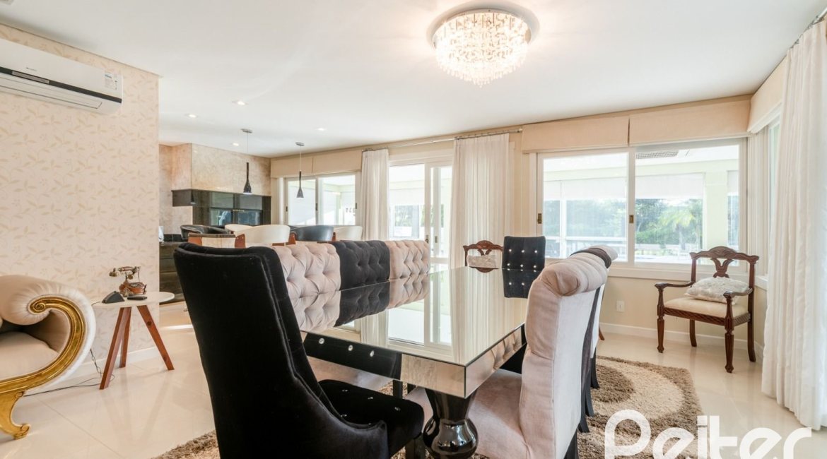 Casa em Condomínio à venda com 416m², 4 dormitórios, 4 suítes, 4 vagas, no bairro Terra Ville em PORTO ALEGRE