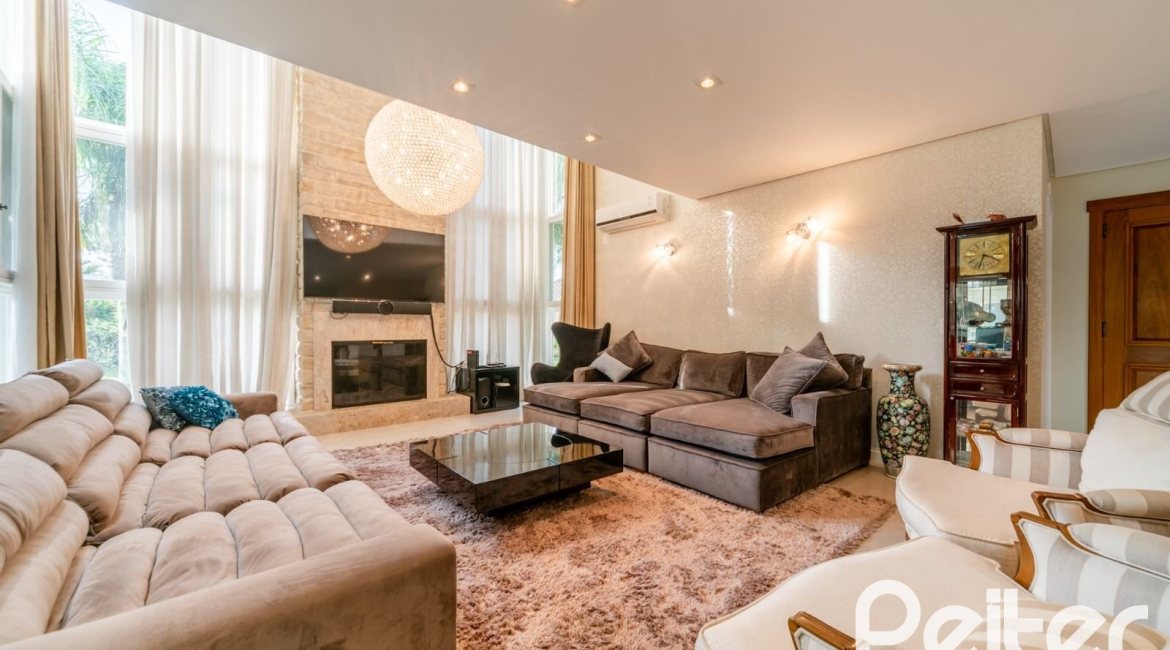 Casa em Condomínio à venda com 416m², 4 dormitórios, 4 suítes, 4 vagas, no bairro Terra Ville em PORTO ALEGRE
