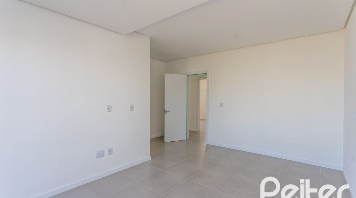 Casa em Condomínio à venda com 164m², 3 dormitórios, 1 suíte, 2 vagas, no bairro Hípica em PORTO ALEGRE