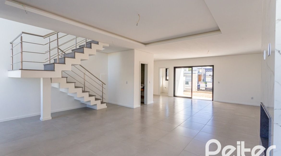 Casa em Condomínio à venda com 164m², 3 dormitórios, 1 suíte, 2 vagas, no bairro Hípica em PORTO ALEGRE