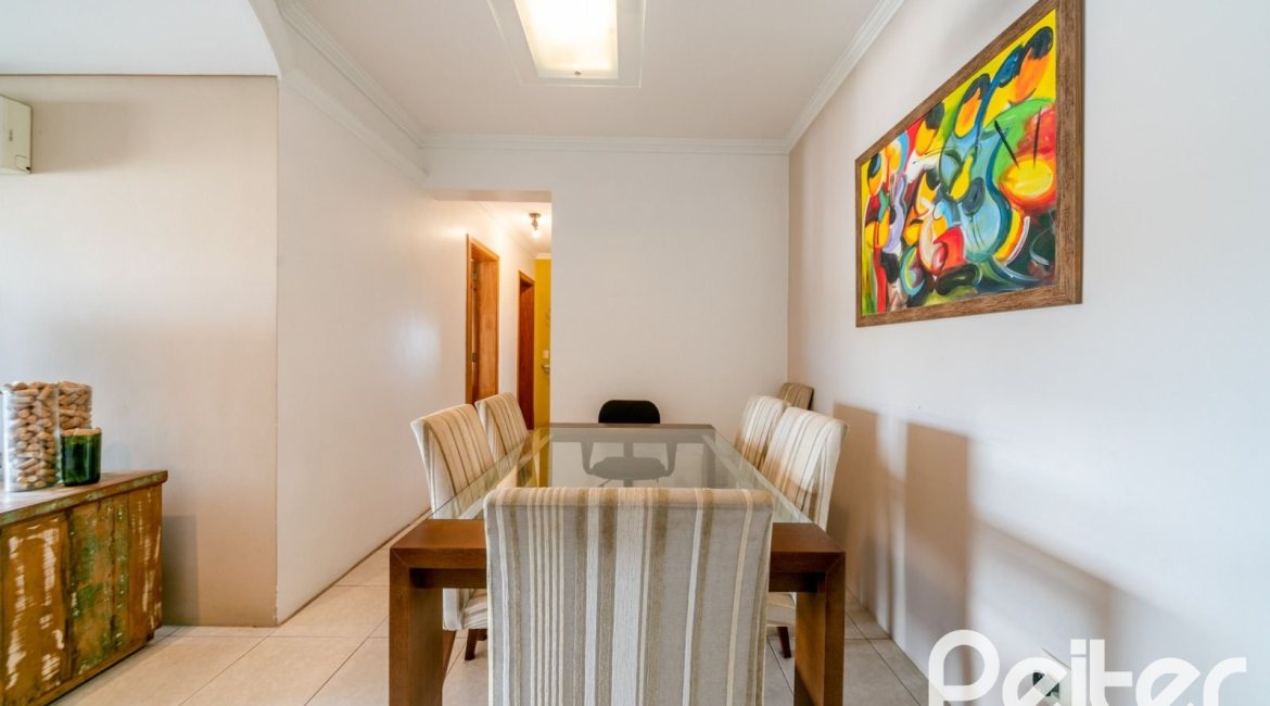 Apartamento à venda com 100m², 3 dormitórios, 1 suíte, 2 vagas, no bairro Tristeza em PORTO ALEGRE