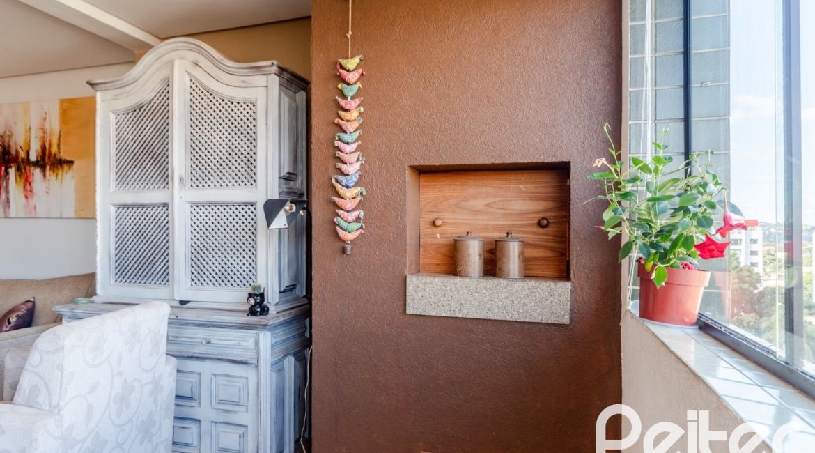 Apartamento à venda com 100m², 3 dormitórios, 1 suíte, 2 vagas, no bairro Tristeza em PORTO ALEGRE