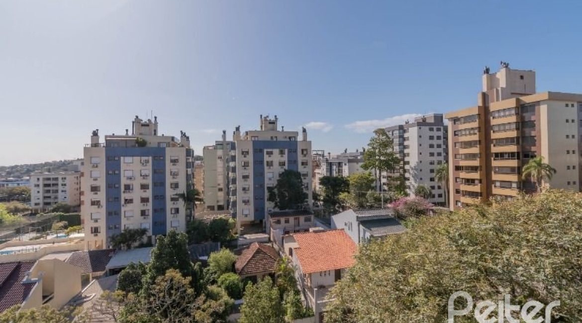Cobertura à venda com 157m², 2 dormitórios, 1 suíte, 2 vagas, no bairro Tristeza em Porto Alegre