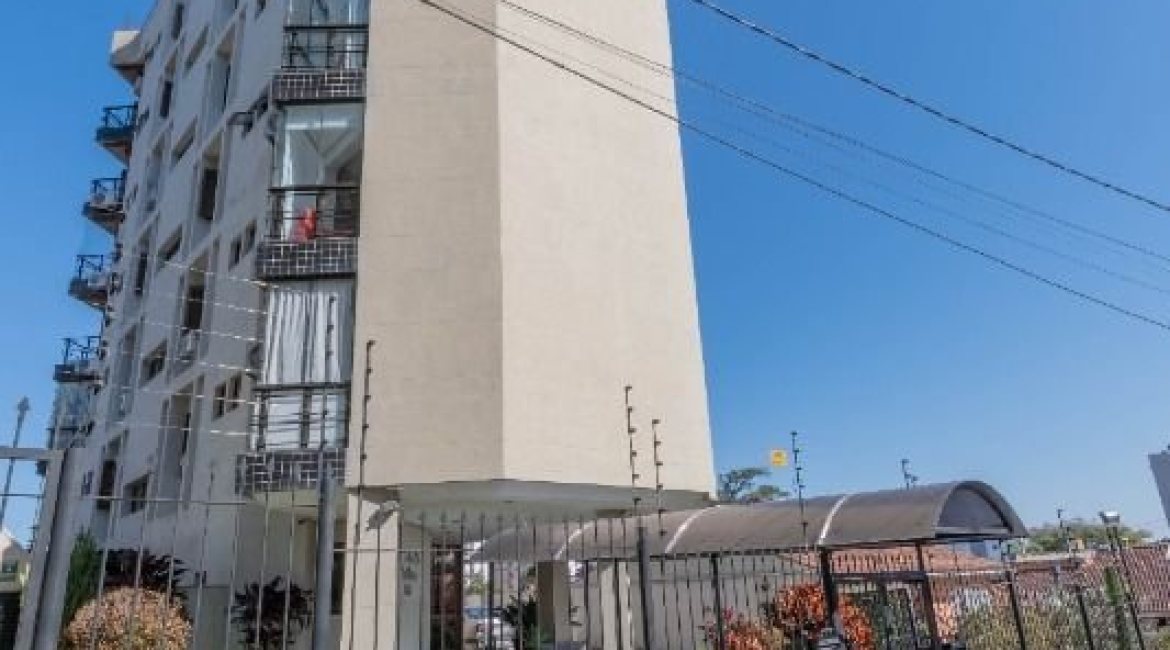 Cobertura à venda com 157m², 2 dormitórios, 1 suíte, 2 vagas, no bairro Tristeza em Porto Alegre