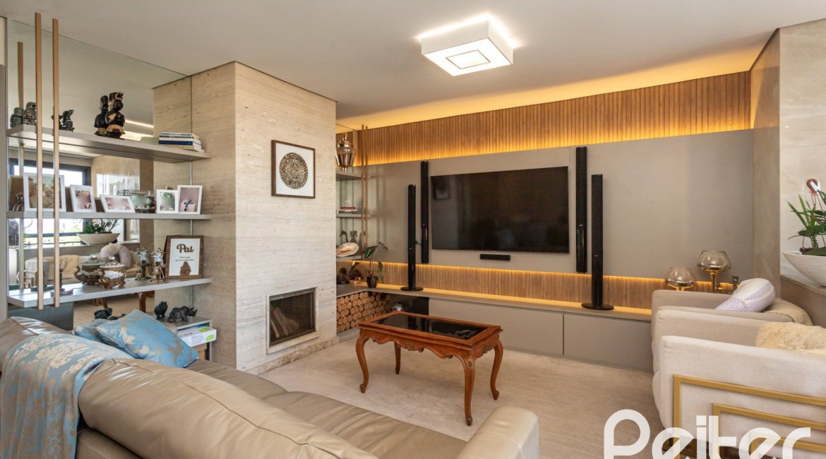 Apartamento à venda com 94m², 3 dormitórios, 1 suíte, 2 vagas, no bairro Tristeza em PORTO ALEGRE