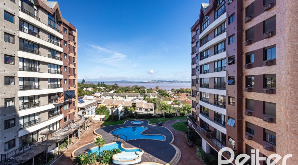 Apartamento à venda com 94m², 3 dormitórios, 1 suíte, 2 vagas, no bairro Tristeza em PORTO ALEGRE