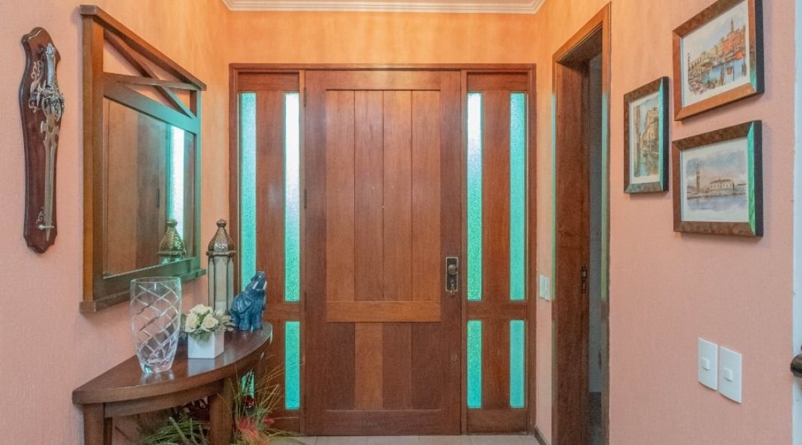 Casa em Condomínio à venda com 486m², 4 dormitórios, 3 suítes, 4 vagas, no bairro Cavalhada em PORTO ALEGRE