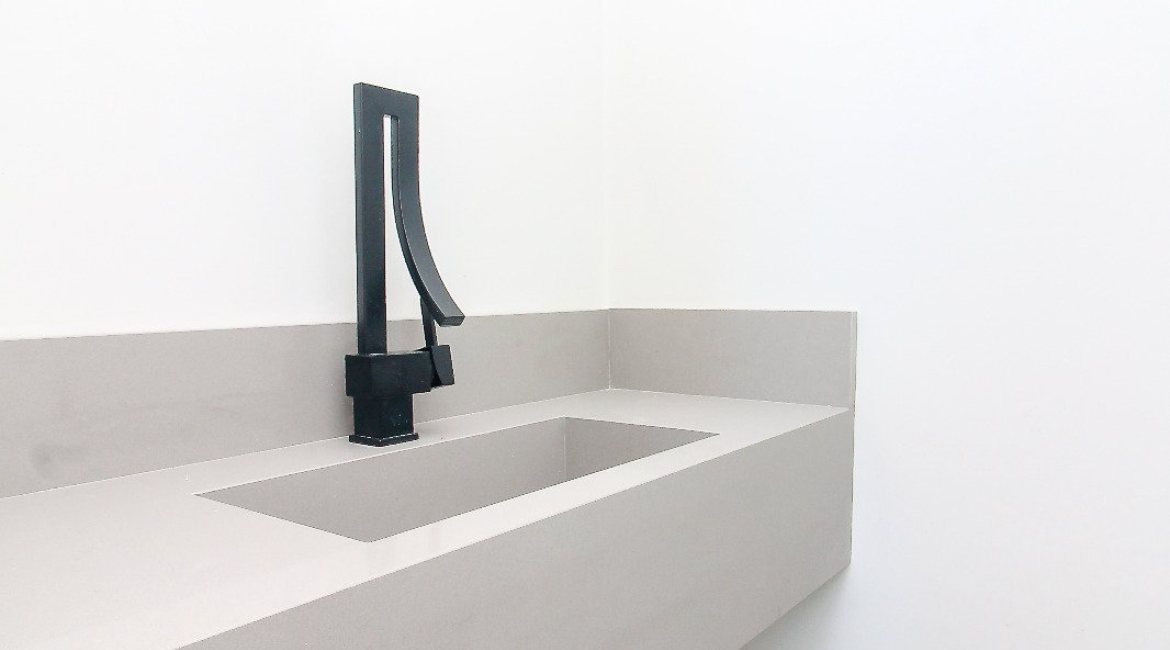 Casa em Condomínio à venda com 209m², 3 dormitórios, 3 suítes, 2 vagas, no bairro Ipanema em Porto Alegre