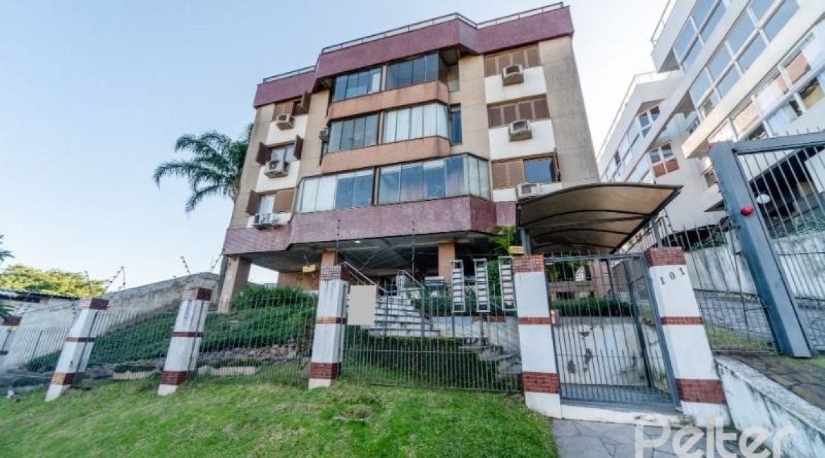 Apartamento à venda com 105m², 2 dormitórios, 1 suíte, 2 vagas, no bairro Cristal em Porto Alegre