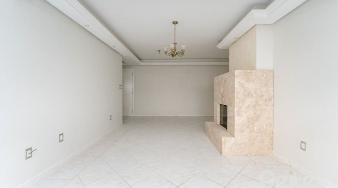 Apartamento à venda com 105m², 2 dormitórios, 1 suíte, 2 vagas, no bairro Cristal em Porto Alegre