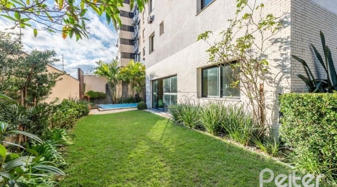 Apartamento à venda com 73m², 3 dormitórios, 1 suíte, 2 vagas, no bairro Tristeza em PORTO ALEGRE