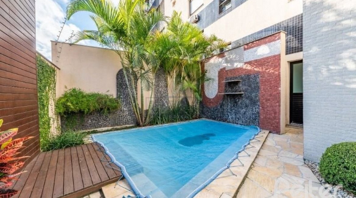 Apartamento à venda com 73m², 3 dormitórios, 1 suíte, 2 vagas, no bairro Tristeza em PORTO ALEGRE