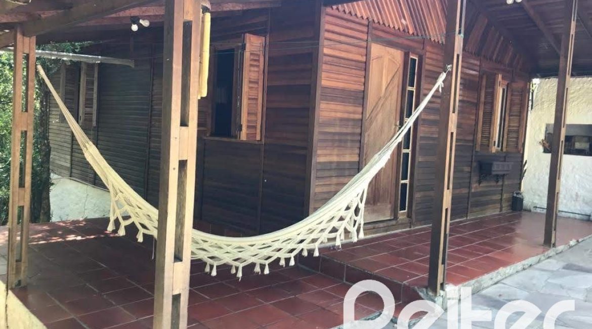 Terreno à venda com 3313m², no bairro Vila Nova em Porto Alegre