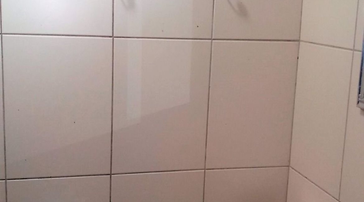 Casa à venda com 180m², 3 dormitórios, 4 vagas, no bairro Ipanema em Porto Alegre