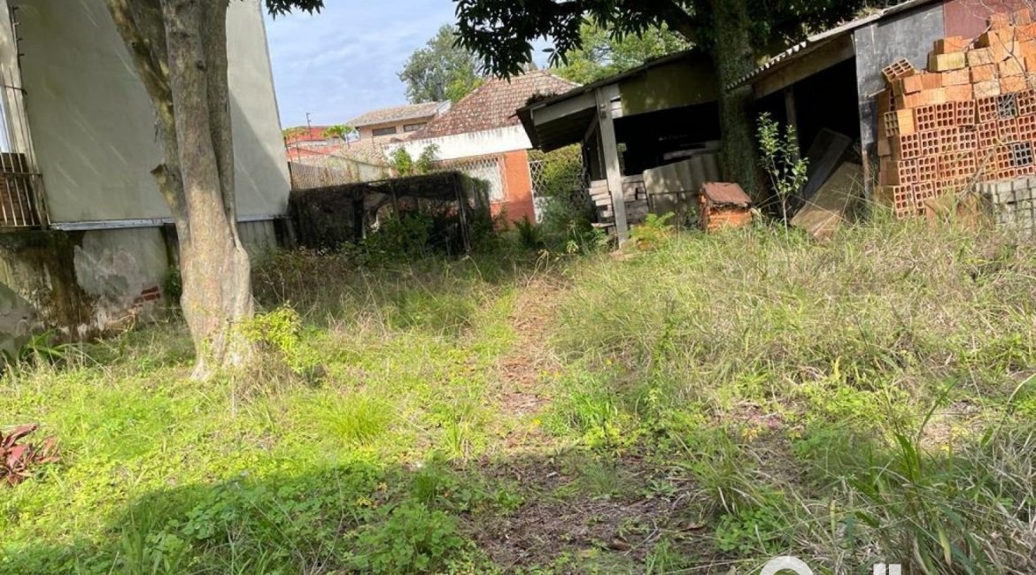 Terreno à venda com 413m², no bairro Ipanema em Porto Alegre