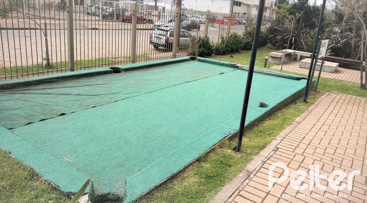 Apartamento à venda com 66m², 3 dormitórios, 1 suíte, 1 vaga, no bairro Humaitá em Porto Alegre