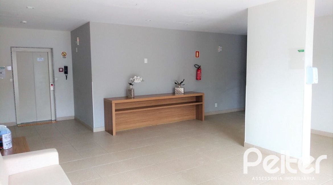 Apartamento à venda com 66m², 3 dormitórios, 1 suíte, 1 vaga, no bairro Humaitá em Porto Alegre