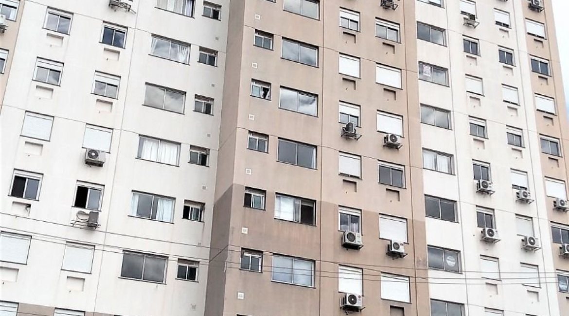 Apartamento à venda com 66m², 3 dormitórios, 1 suíte, 1 vaga, no bairro Humaitá em Porto Alegre