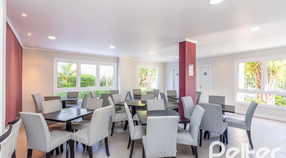 Apartamento à venda com 53m², 1 dormitório, 1 suíte, 1 vaga, no bairro Cristal em PORTO ALEGRE