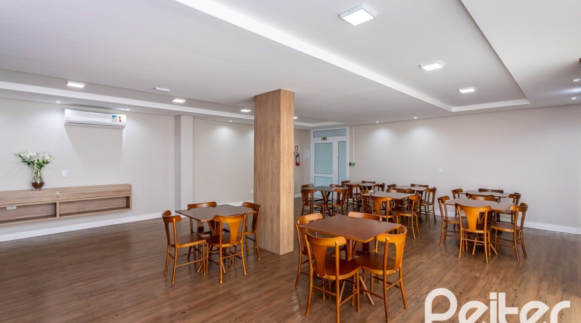 Apartamento à venda com 152m², 3 dormitórios, 1 suíte, 2 vagas, no bairro Tristeza em PORTO ALEGRE