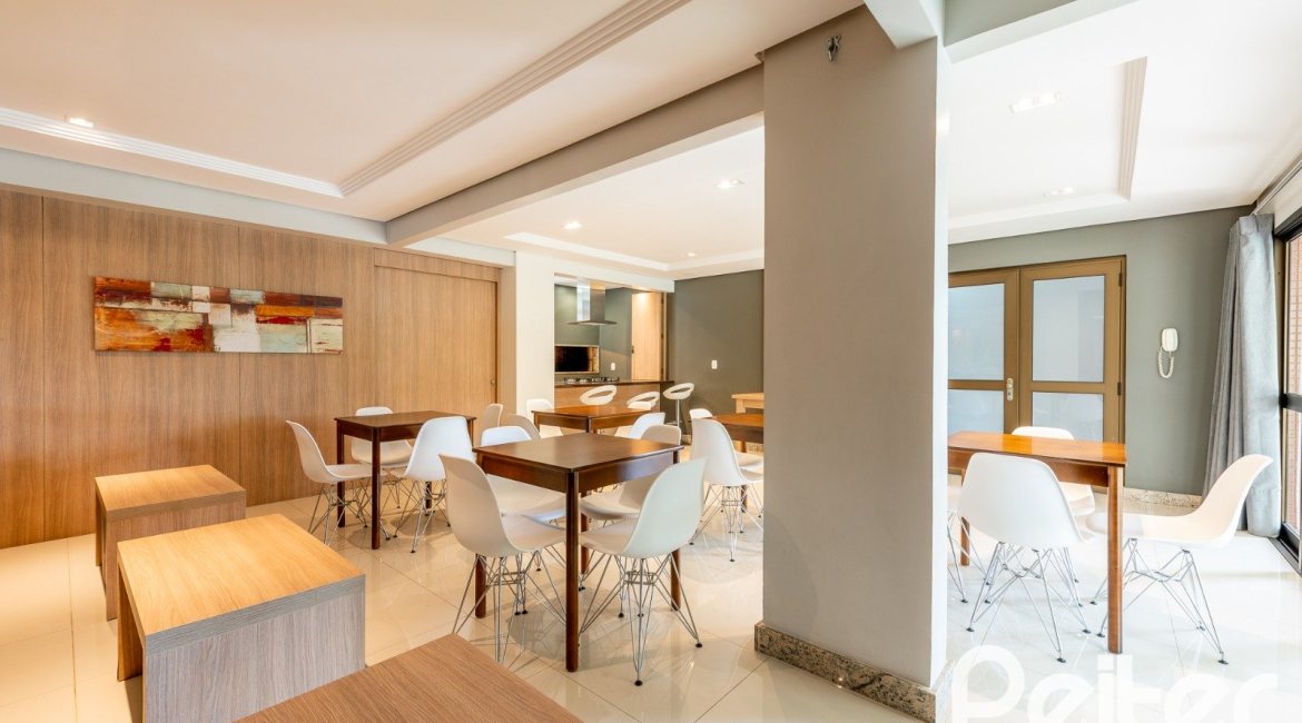 Empreendimento à venda, no bairro Tristeza em PORTO ALEGRE