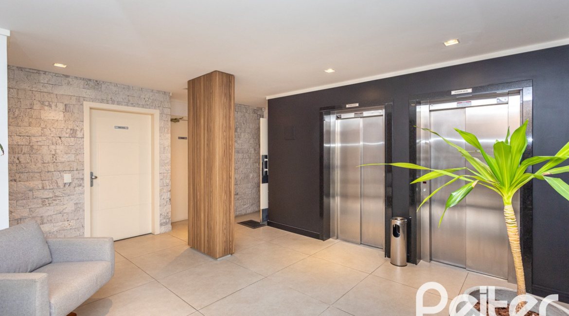 Empreendimento à venda, no bairro Tristeza em PORTO ALEGRE