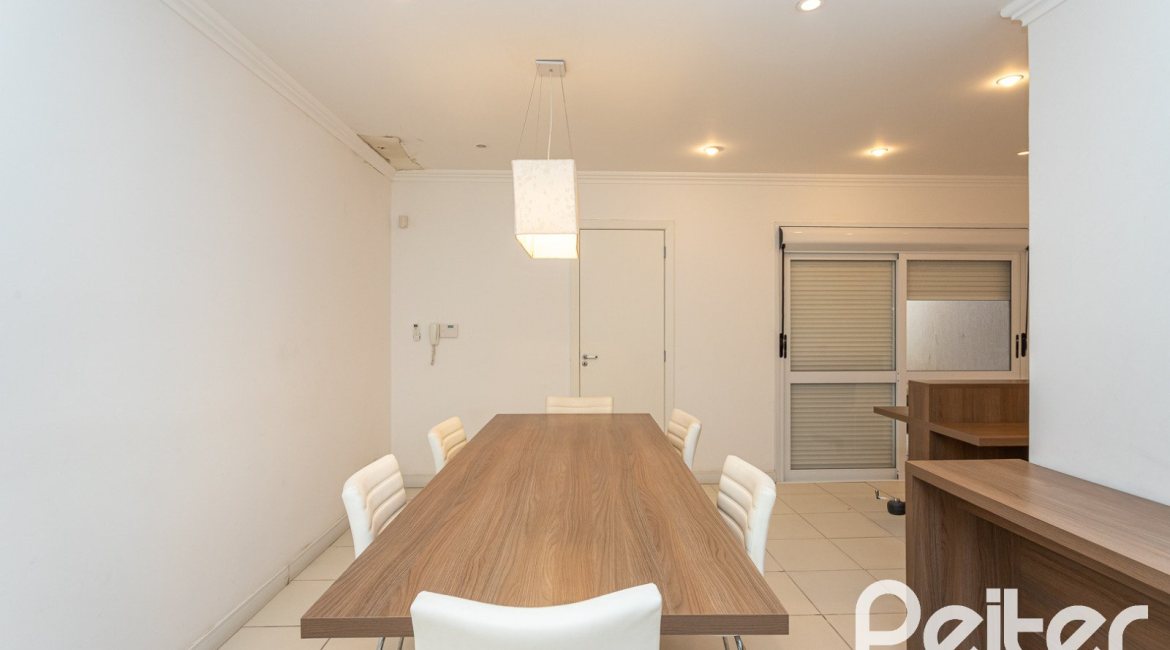 Empreendimento à venda, no bairro Tristeza em PORTO ALEGRE