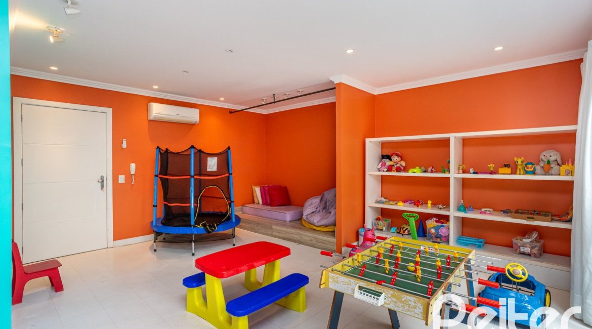 Empreendimento à venda, no bairro Tristeza em PORTO ALEGRE