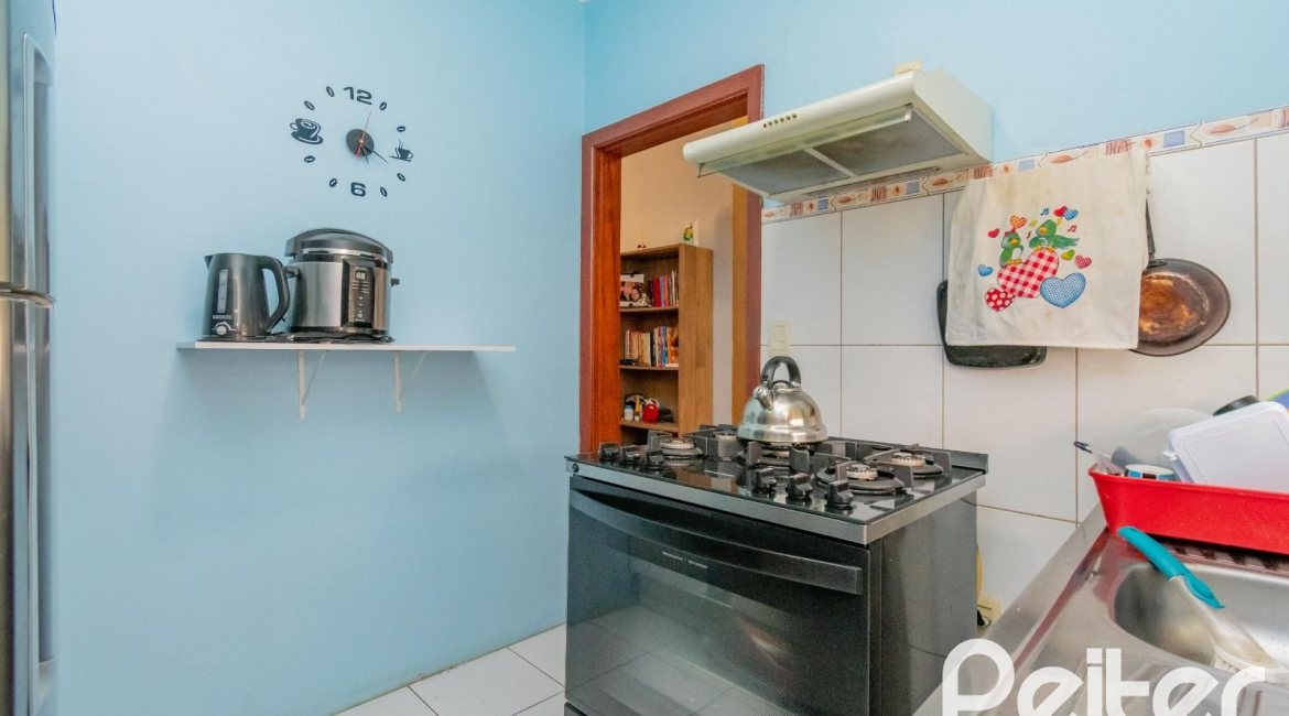Apartamento à venda com 59m², 2 dormitórios, 1 vaga, no bairro Tristeza em Porto Alegre
