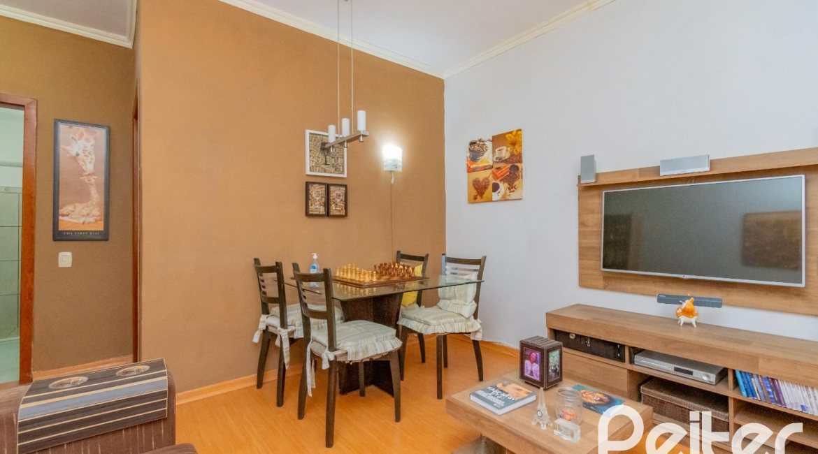 Apartamento à venda com 59m², 2 dormitórios, 1 vaga, no bairro Tristeza em Porto Alegre