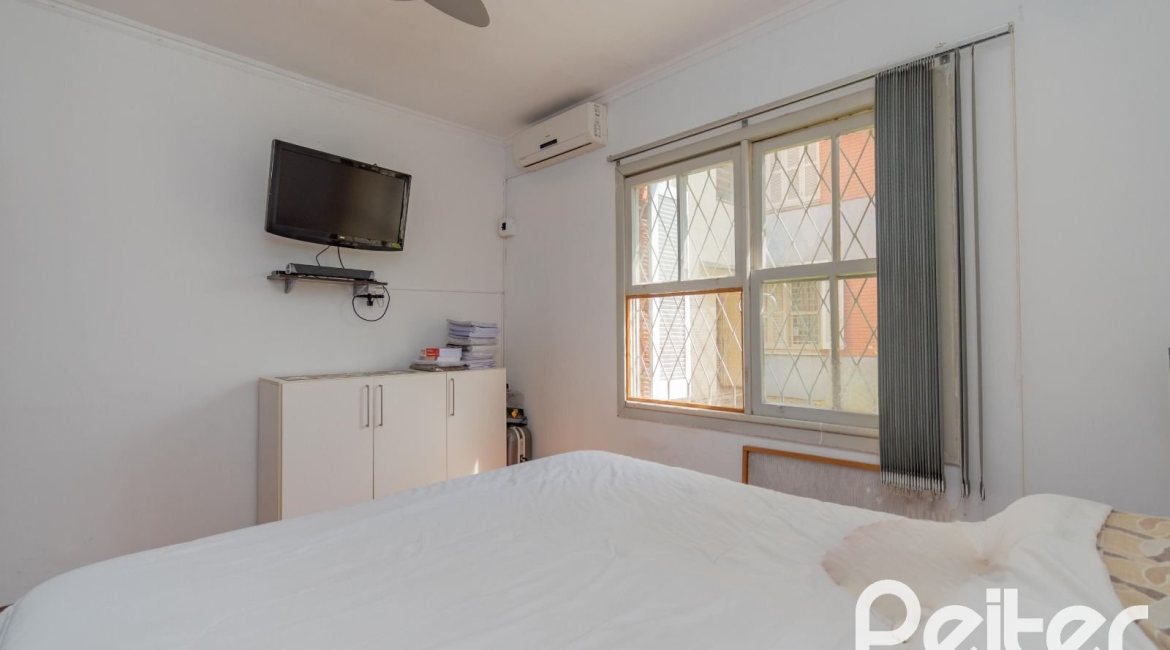 Apartamento à venda com 59m², 2 dormitórios, 1 vaga, no bairro Tristeza em Porto Alegre