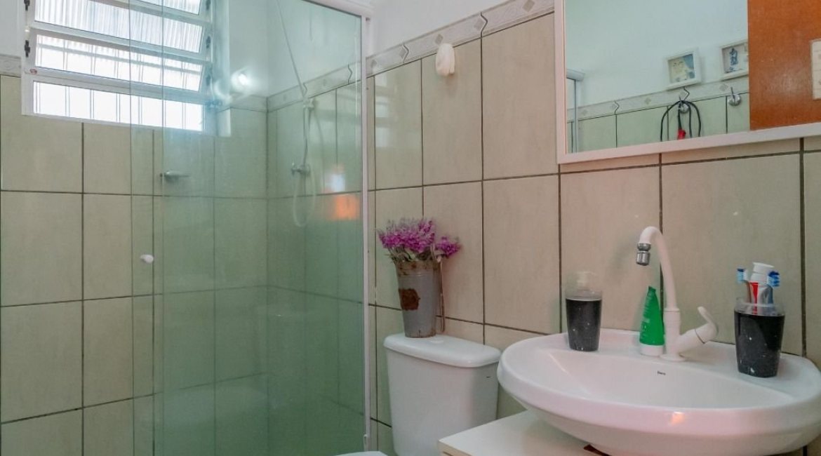 Apartamento à venda com 59m², 2 dormitórios, 1 vaga, no bairro Tristeza em Porto Alegre