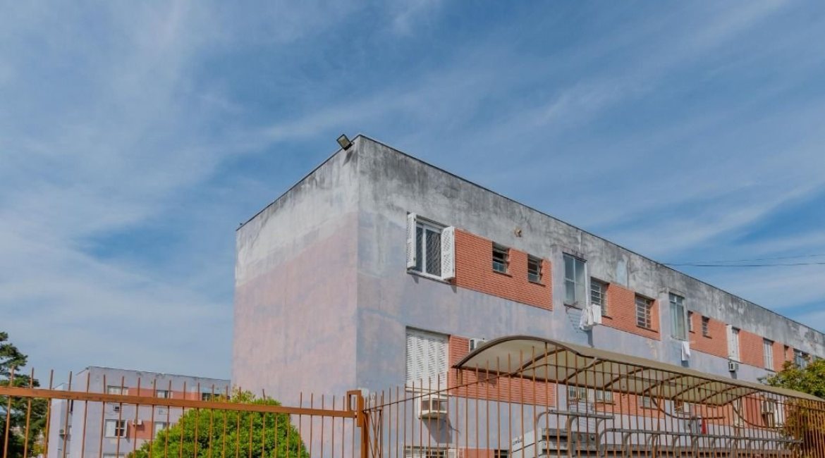 Apartamento à venda com 59m², 2 dormitórios, 1 vaga, no bairro Tristeza em Porto Alegre