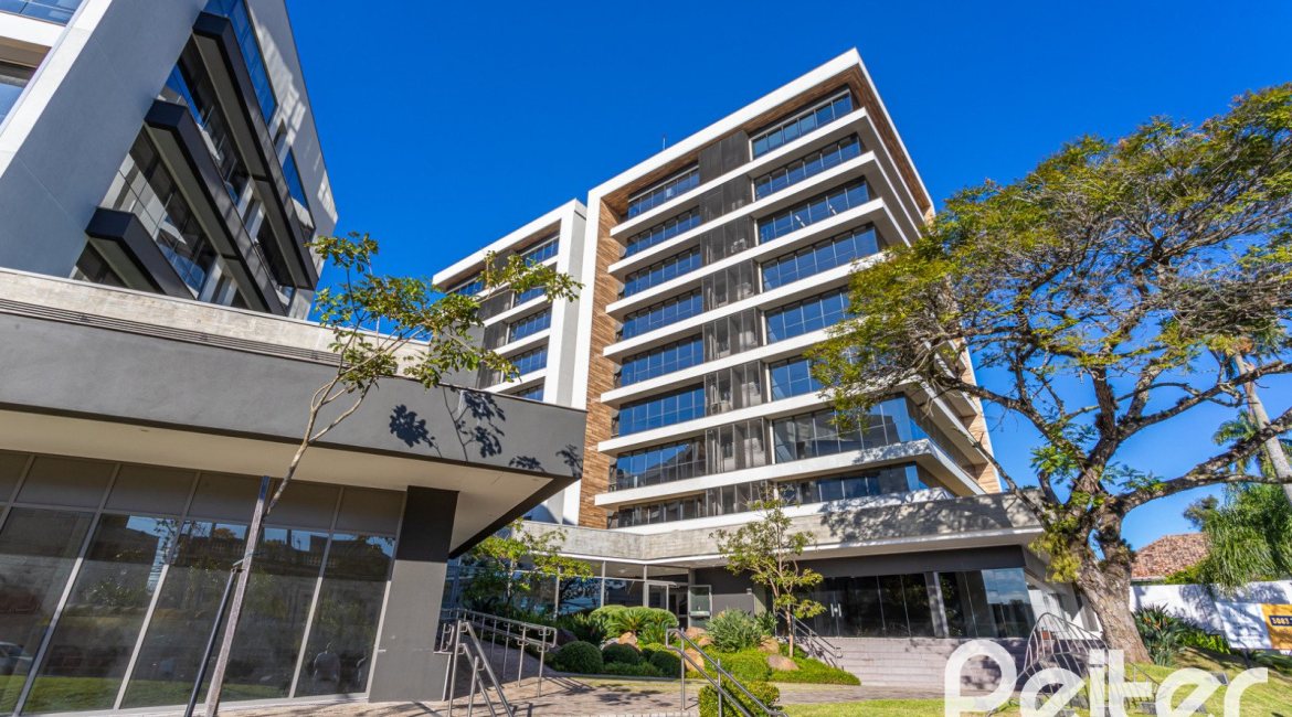 Comercial à venda com 47m², 1 vaga, no bairro Tristeza em Porto Alegre