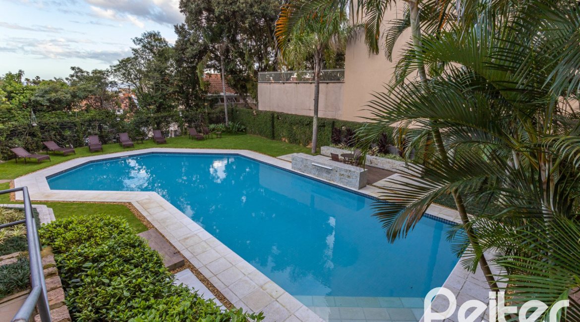 Casa em Condomínio à venda com 196m², 3 dormitórios, 1 suíte, 2 vagas, no bairro Sétimo Céu em PORTO ALEGRE