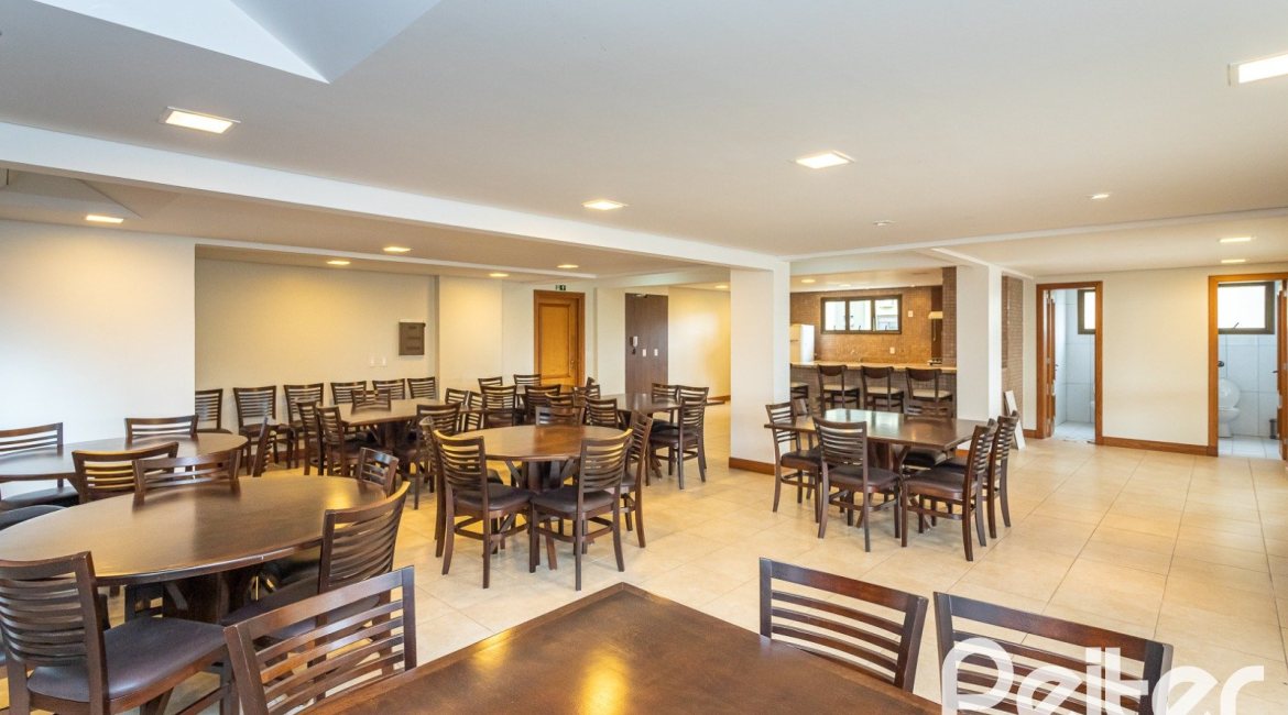 Apartamento à venda com 133m², 3 dormitórios, 1 suíte, 3 vagas, no bairro Tristeza em PORTO ALEGRE