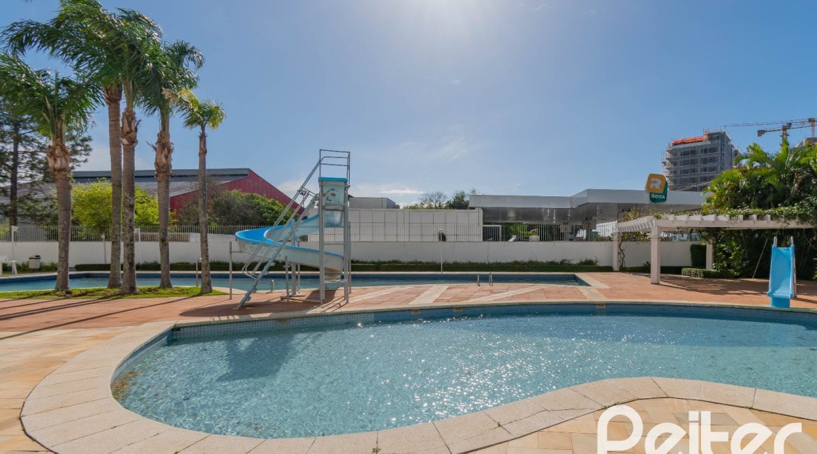 Apartamento à venda com 100m², 3 dormitórios, 1 suíte, 1 vaga, no bairro Cristal em PORTO ALEGRE