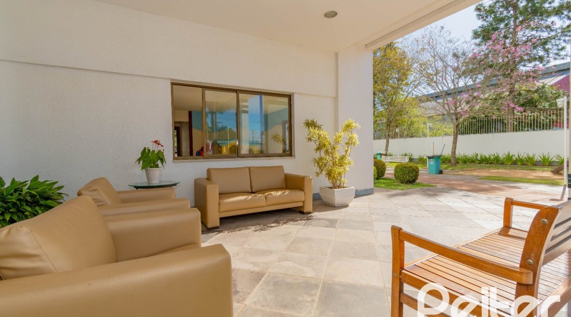 Apartamento à venda com 100m², 3 dormitórios, 1 suíte, 1 vaga, no bairro Cristal em PORTO ALEGRE