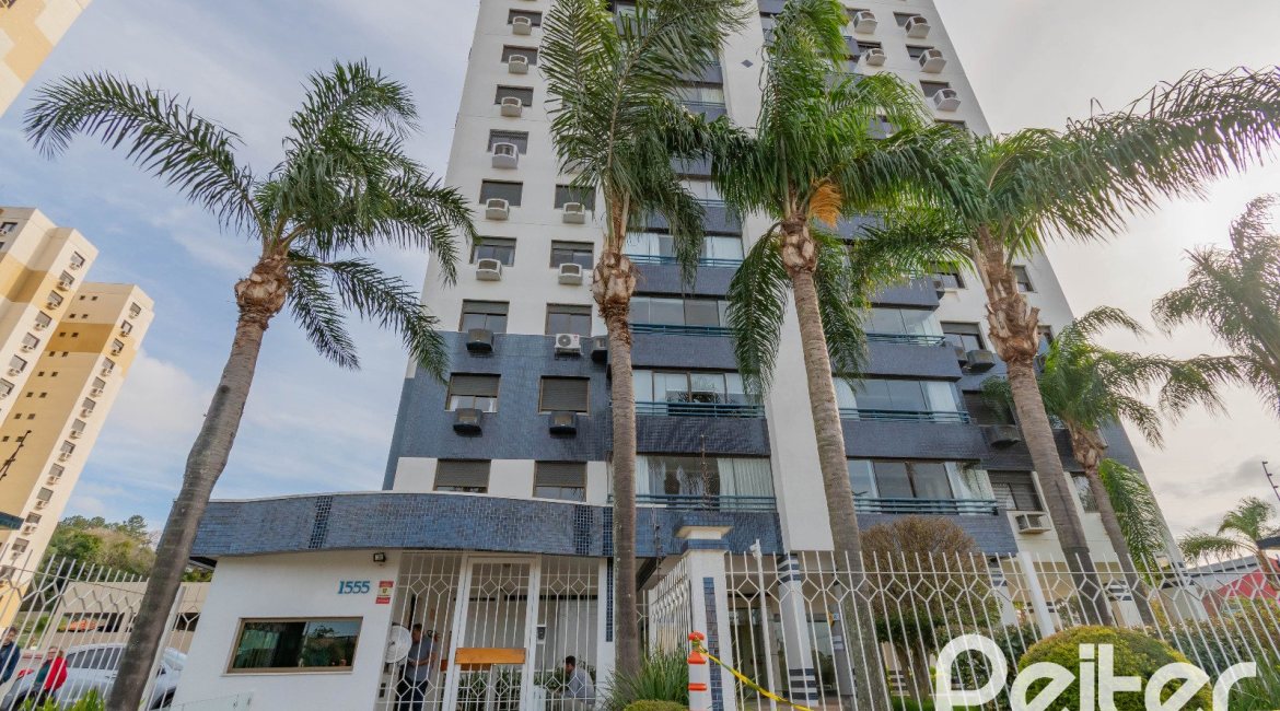 Apartamento à venda com 100m², 3 dormitórios, 1 suíte, 1 vaga, no bairro Cristal em PORTO ALEGRE