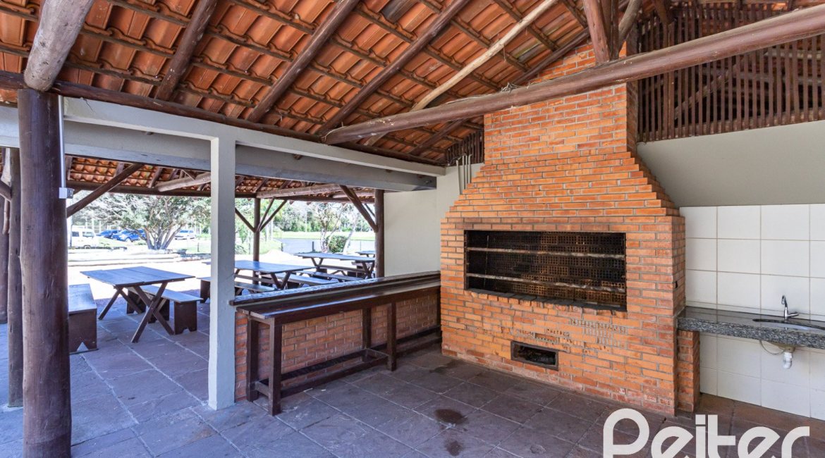 Casa em Condomínio à venda com 294m², 5 dormitórios, 5 suítes, 4 vagas, no bairro Terra Ville em PORTO ALEGRE