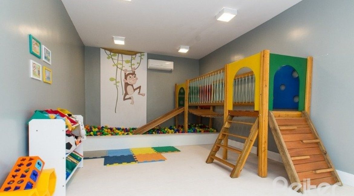 Apartamento à venda com 70m², 3 dormitórios, 1 suíte, 1 vaga, no bairro Cavalhada em PORTO ALEGRE