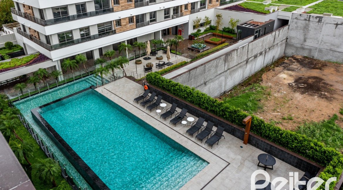 Apartamento à venda com 40m², 1 dormitório, 1 suíte, 1 vaga, no bairro Tristeza em PORTO ALEGRE