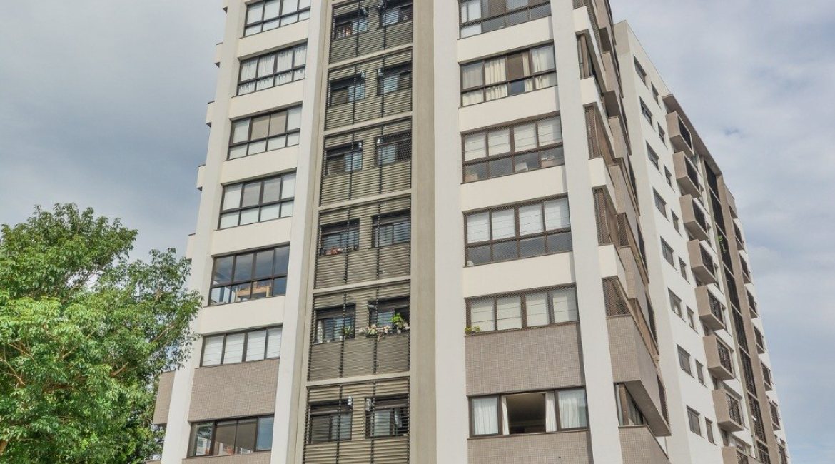 Apartamento à venda com 90m², 3 dormitórios, 1 suíte, 2 vagas, no bairro Tristeza em PORTO ALEGRE