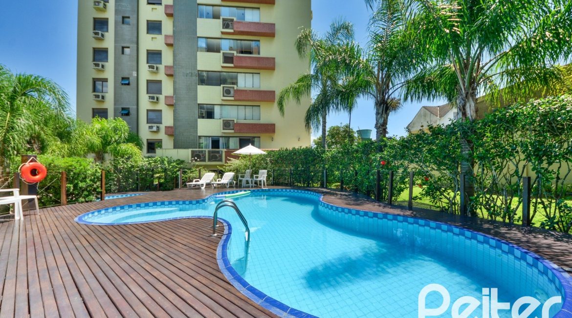 Apartamento à venda com 100m², 3 dormitórios, 1 suíte, 2 vagas, no bairro Tristeza em PORTO ALEGRE