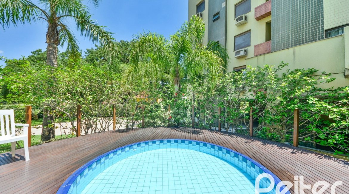 Apartamento à venda com 100m², 3 dormitórios, 1 suíte, 2 vagas, no bairro Tristeza em PORTO ALEGRE