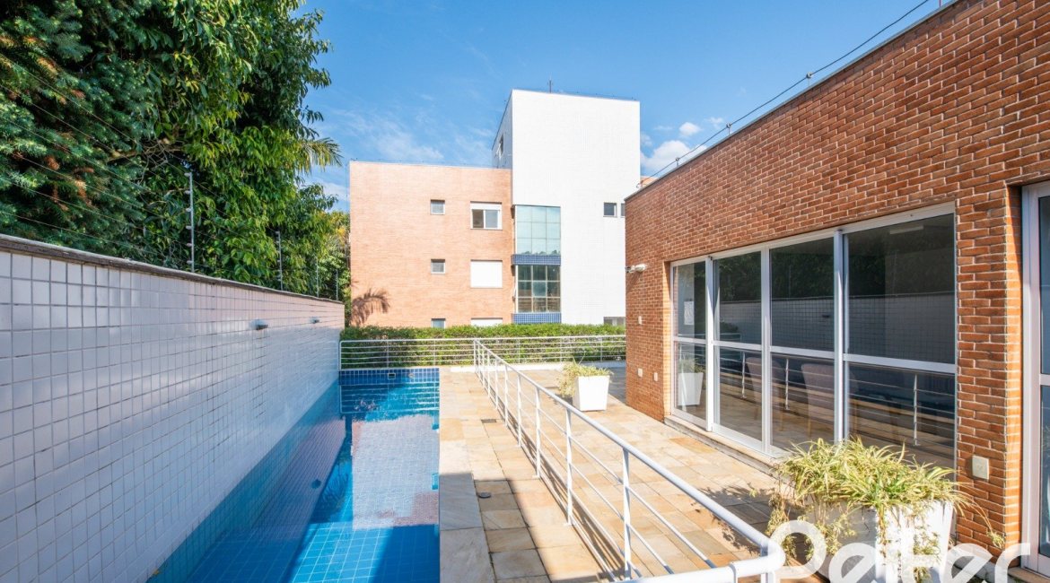 Apartamento à venda com 82m², 2 dormitórios, 1 suíte, 2 vagas, no bairro Ipanema em PORTO ALEGRE