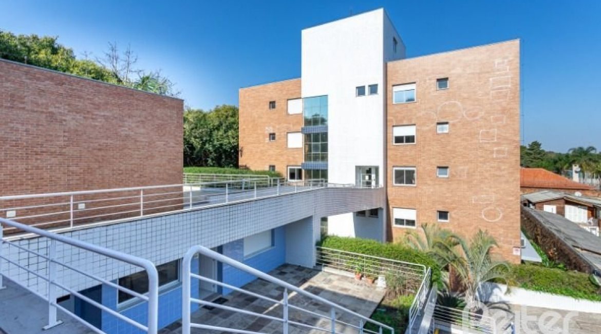 Apartamento à venda com 82m², 2 dormitórios, 1 suíte, 2 vagas, no bairro Ipanema em PORTO ALEGRE